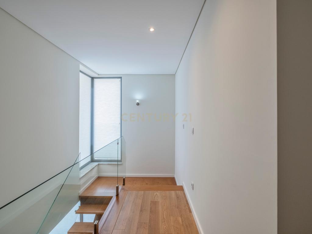 Duplex T3 Centro do Porto - Image 31