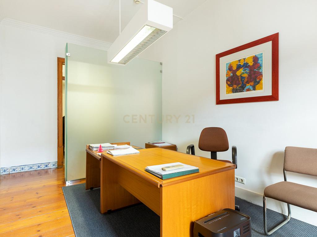 Andar em edifício pombalino, 300m2, Rua de São José (jto ao teatro Tivoli) - Image 31