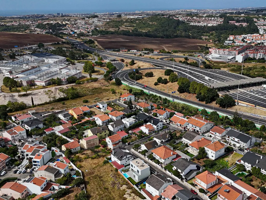 Moradia T4 Premium independente com Piscina (Nova Construção) / Barcarena - Image 55