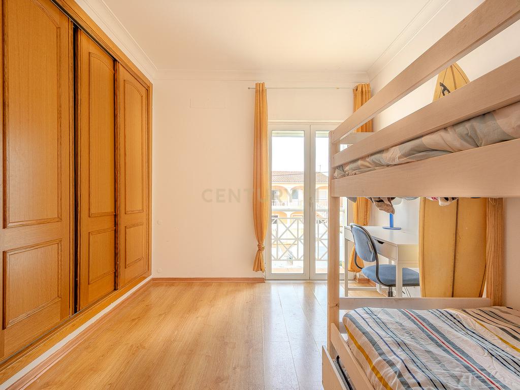 Moradia T2 com Garagem e Logradouro - Ferreiras, Albufeira - Image 32