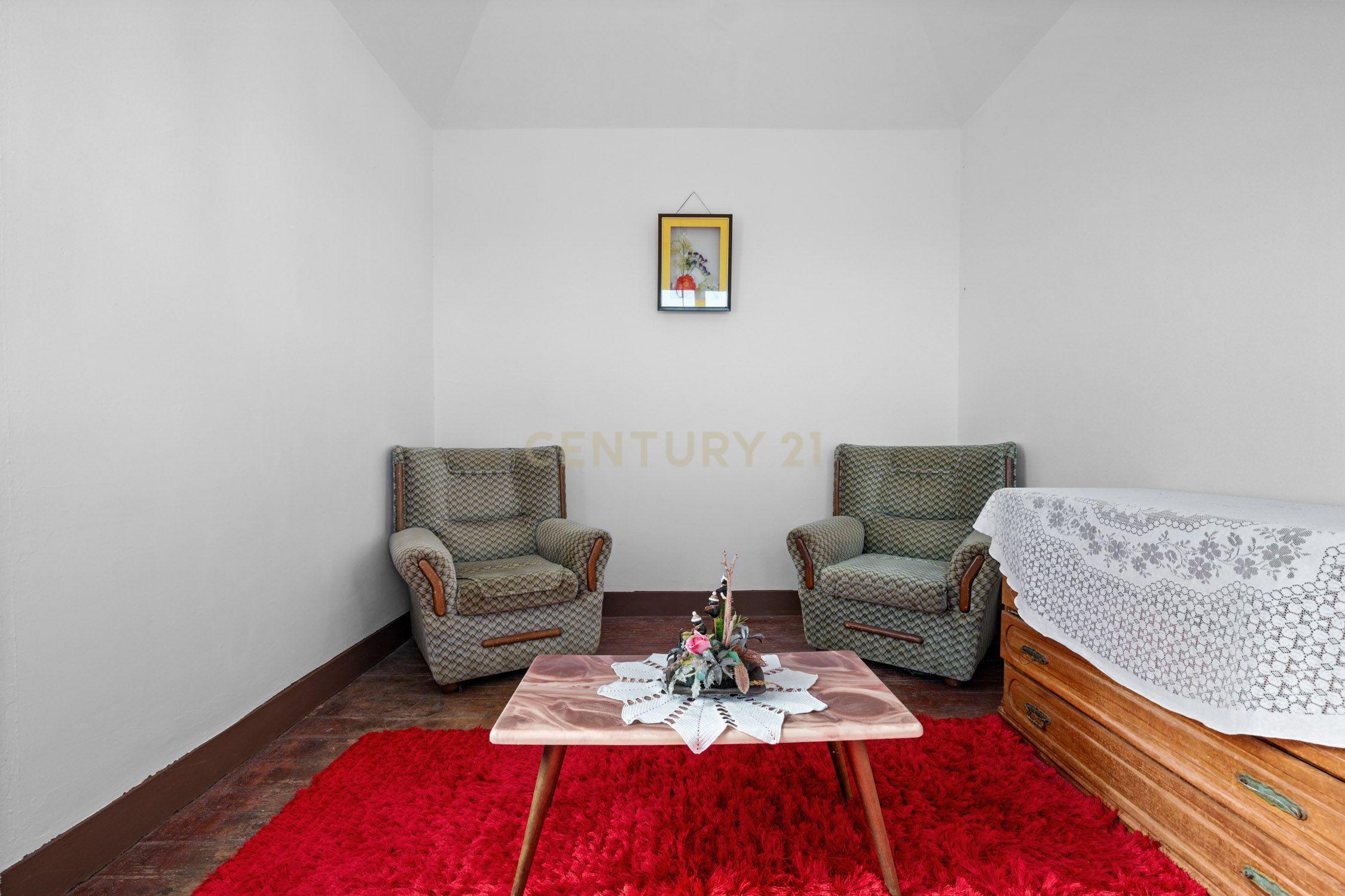 Moradia T2 em Gaula – Vista Mar, Jardim & Tradição! - Image 22