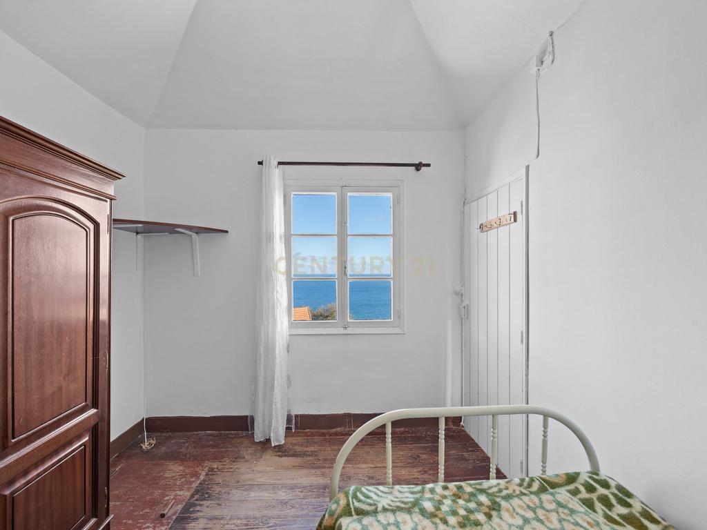 Moradia T2 em Gaula – Vista Mar, Jardim & Tradição! - Image 25