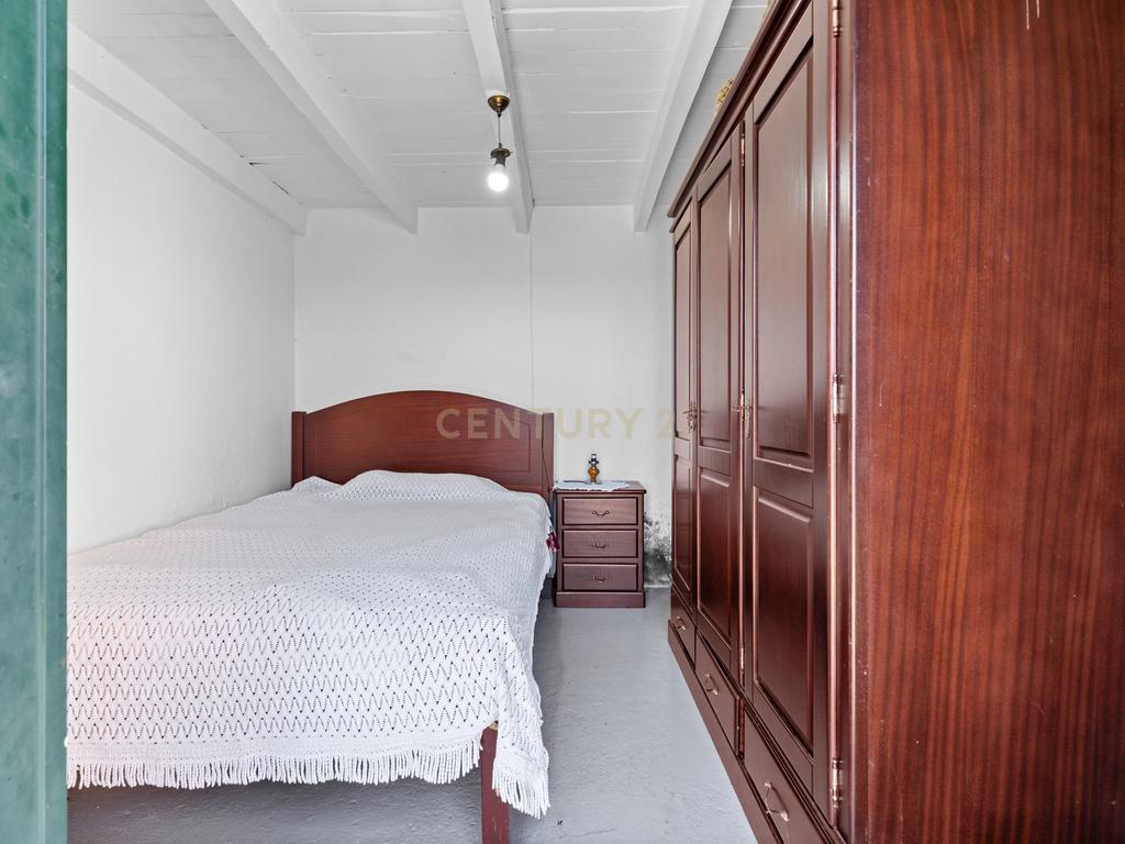 Moradia T2 em Gaula – Vista Mar, Jardim & Tradição! - Image 12