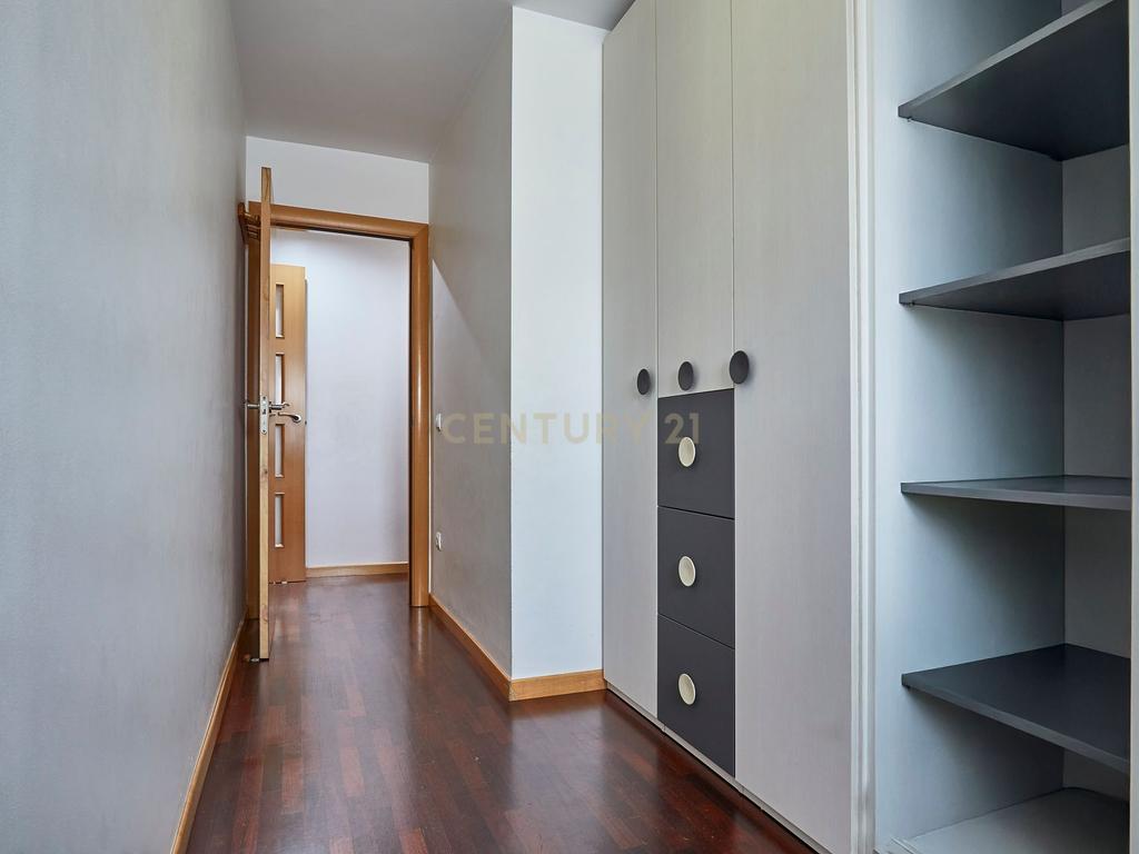  - Image 8