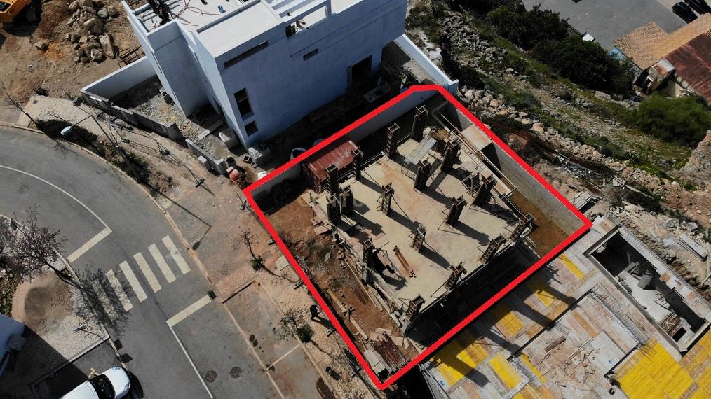 Moradia T3 com piscina em construção - Image 19