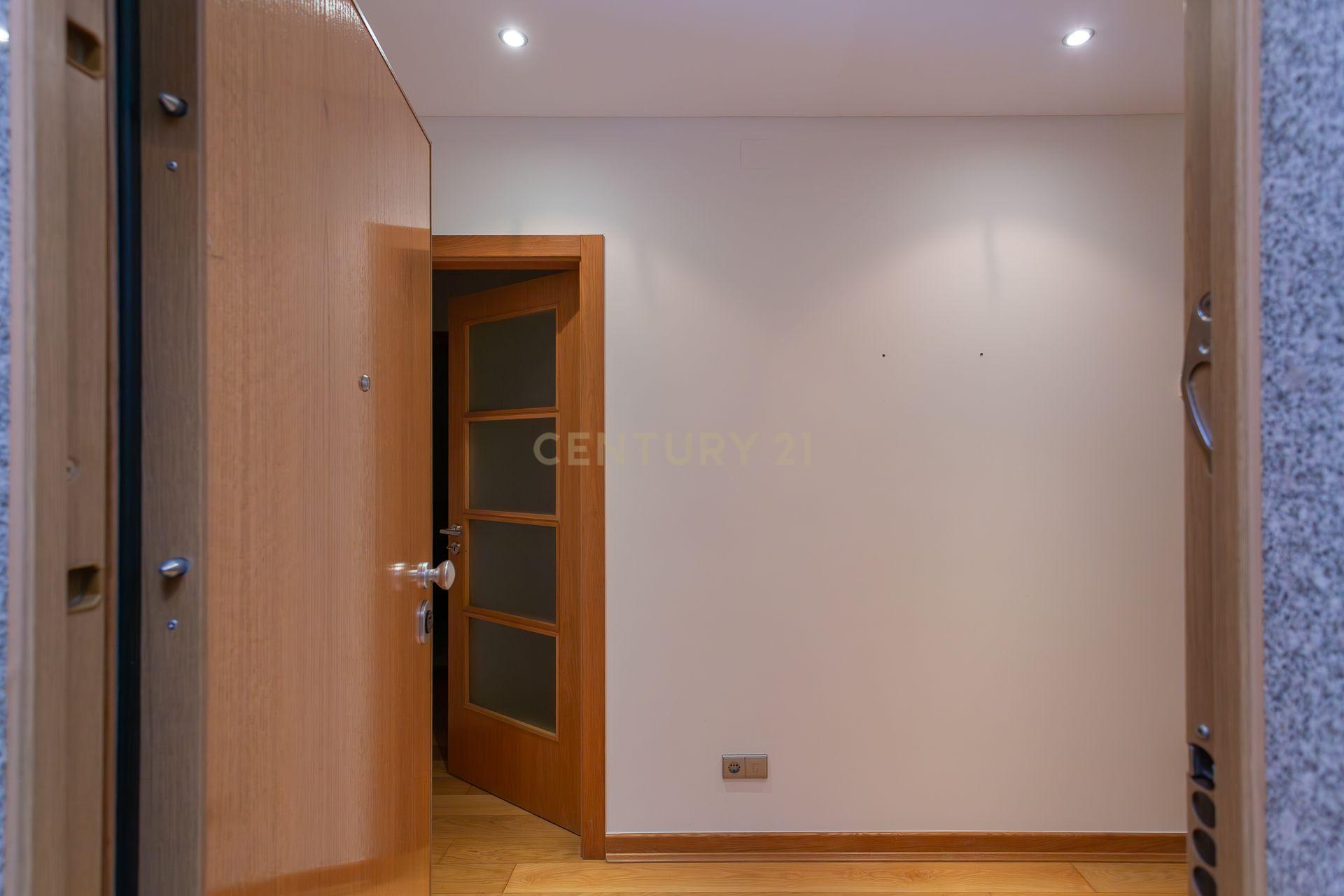 Fantástico Apartamento T2 em Alcabideche - Image 3