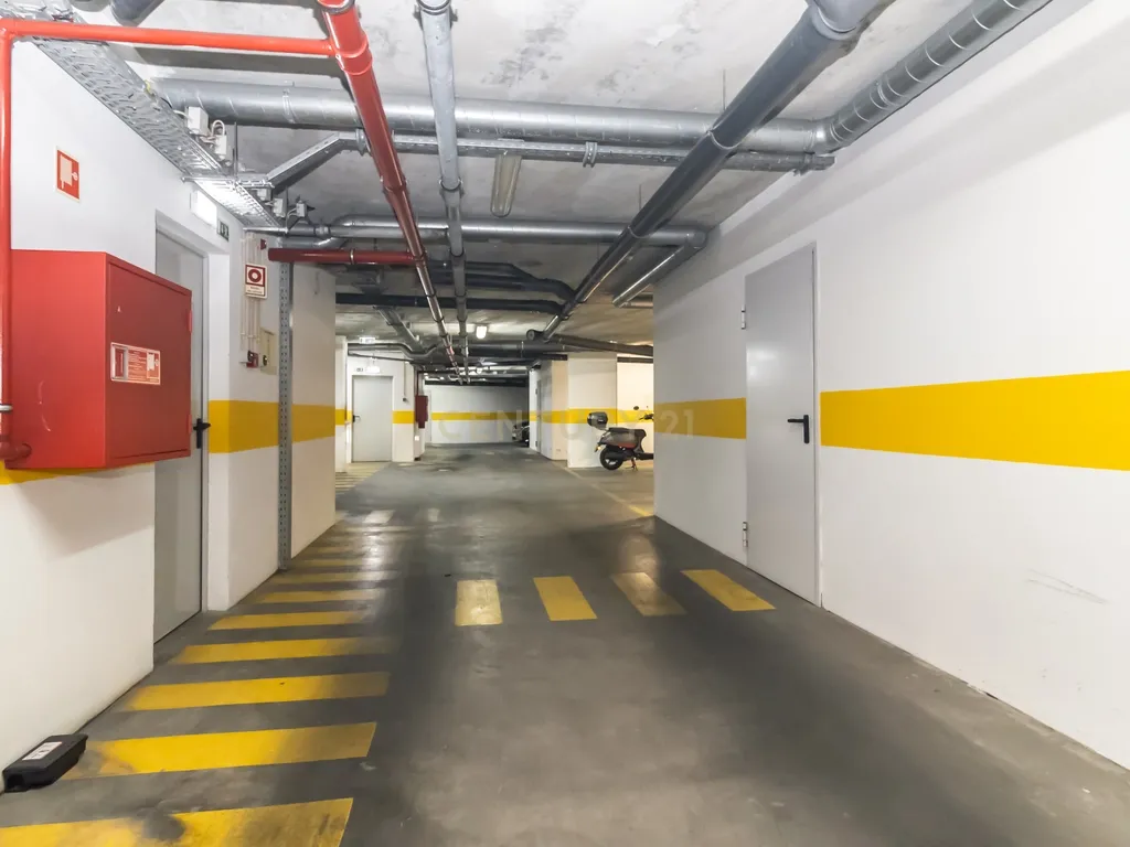 T2 c/arrecadação e parqueamento - Quinta da Trindade - Image 39