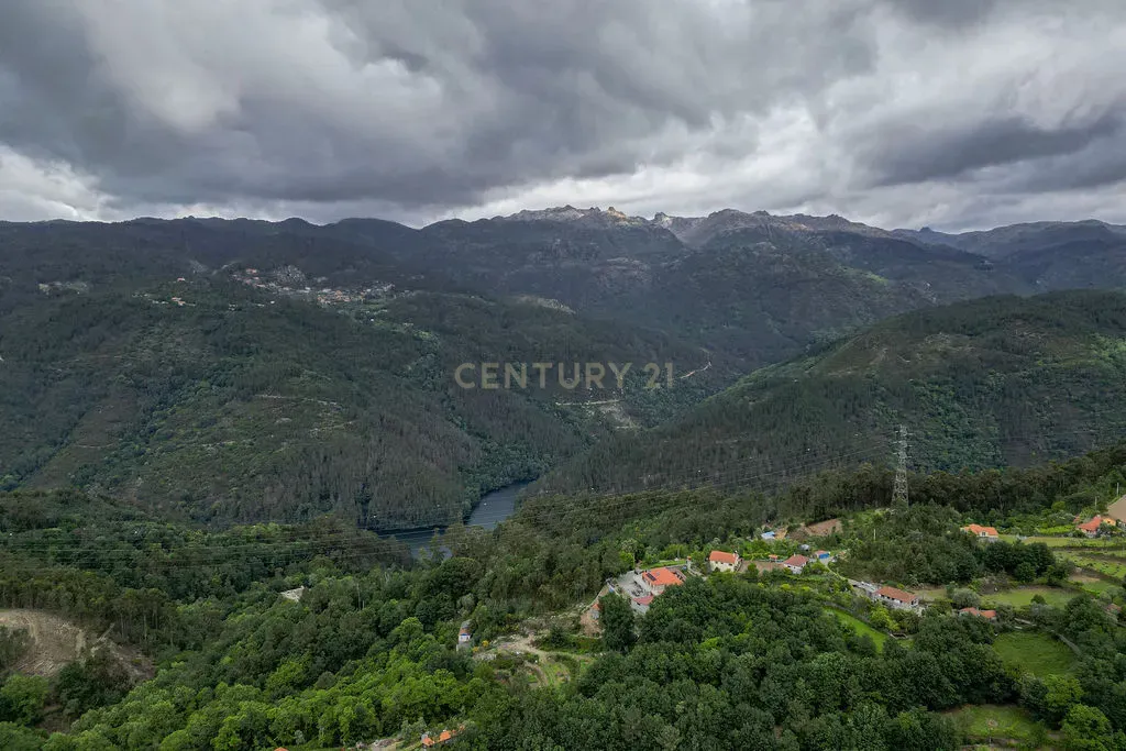 Fotografia 8 de Moradia para venda Louredo - Vieira do Minho