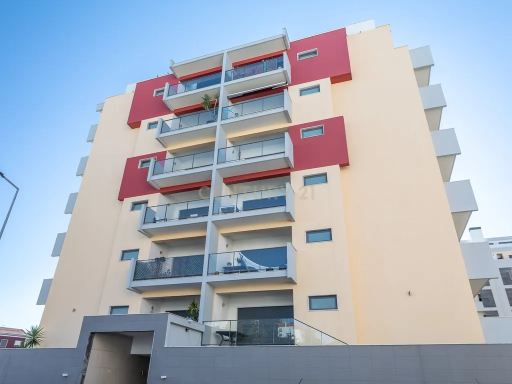 DUPLEX T4 +1 | TERRAÇOS D’AMORA - SEIXAL - Image 65