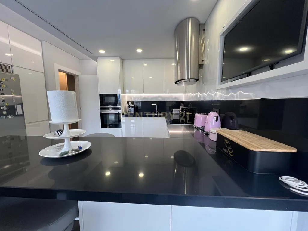 Apartamento Exclusivo T4+1 na prestigiada Quinta da Oliveira - Caldas da Rainha - Image 50