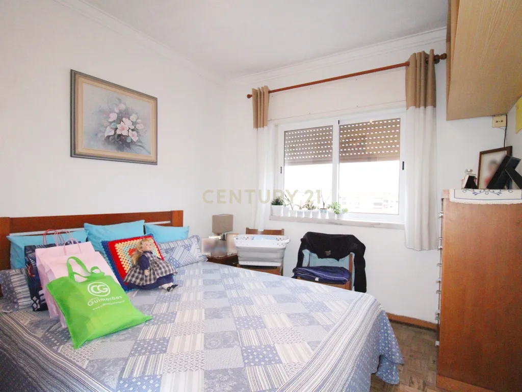 Apartamento T2+1 em Amora - Image 13