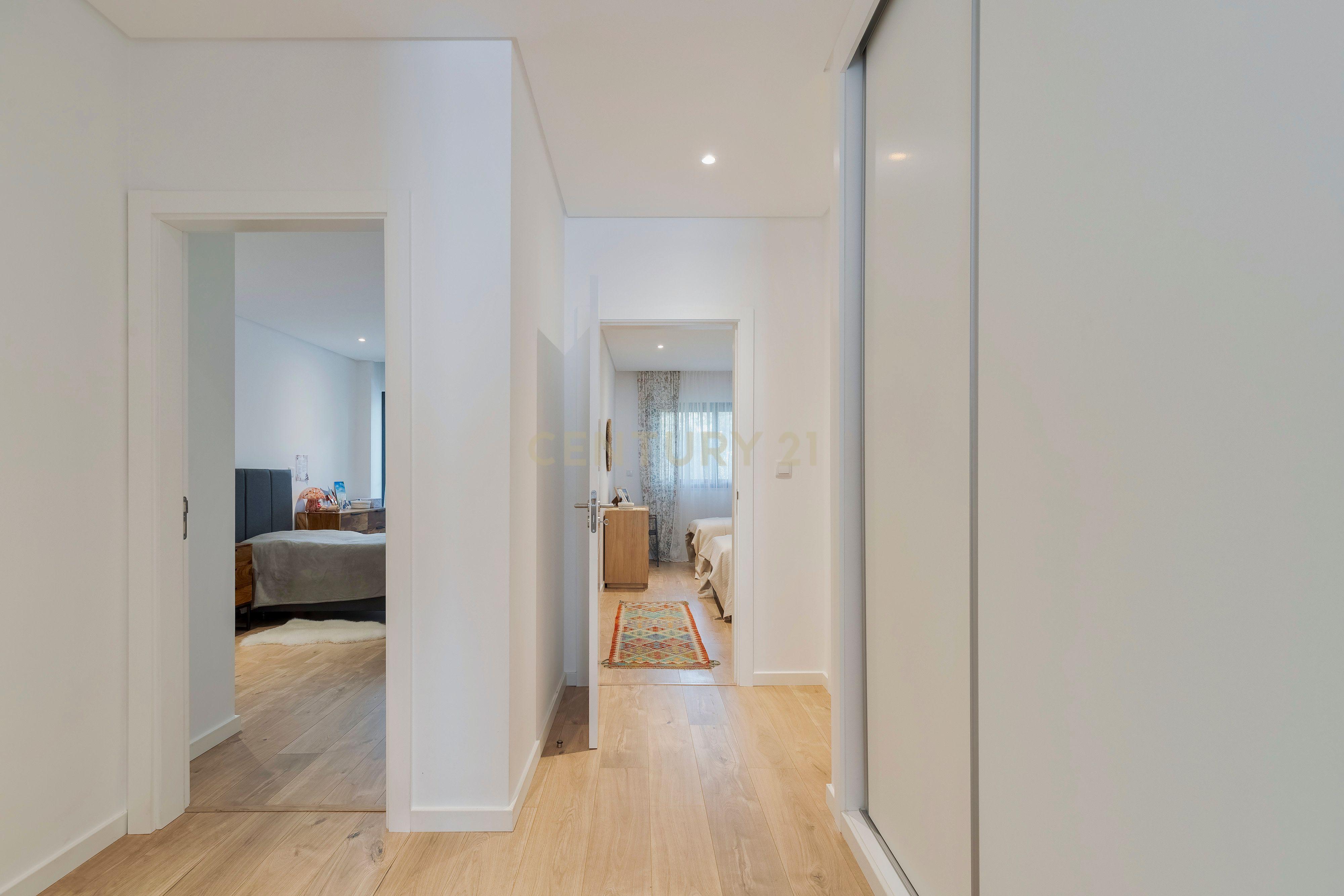 Apartamento T3 com estilo para arrendar no coração de Setúbal - Central, Moderno e Totalmente Equipado! - Image 14
