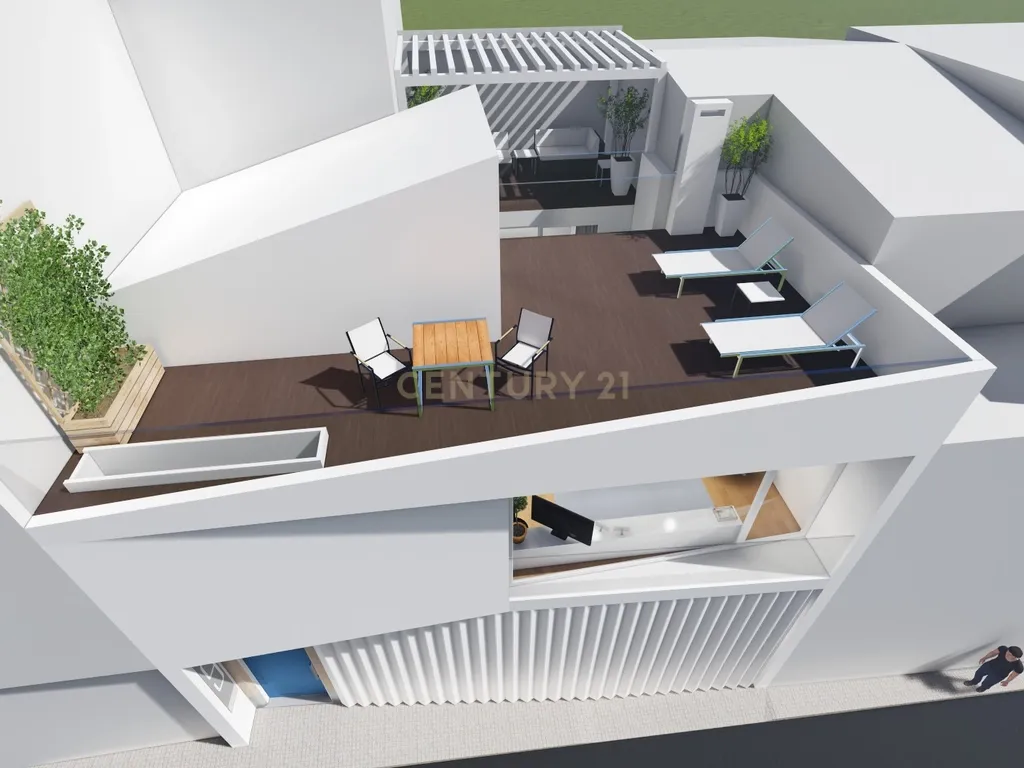 Imóvel com construção existente e projeto aprovado para nova moradia no centro de Portimão. - Image 3