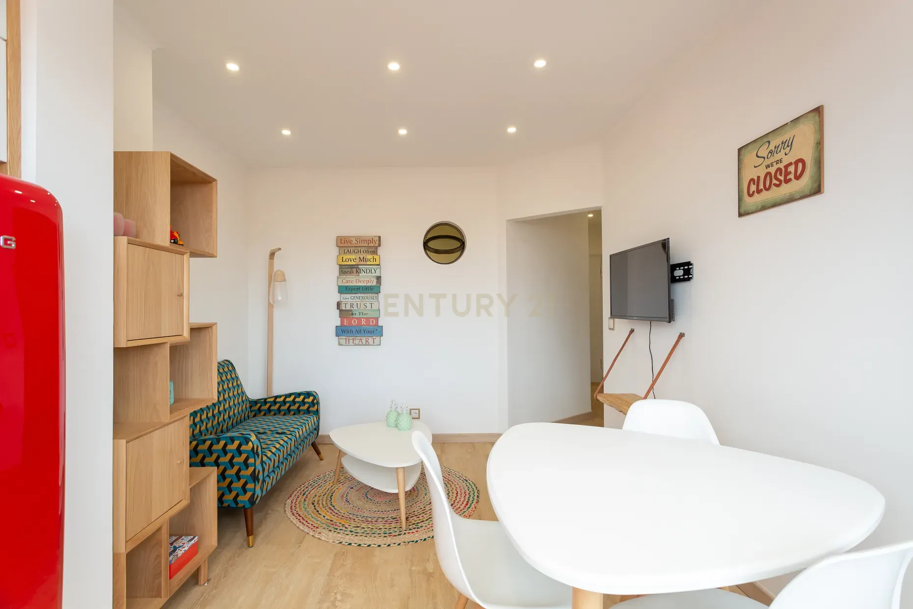 Apartamento T1+1 mobilado com Vista para o Rio em Lisboa - Image 11