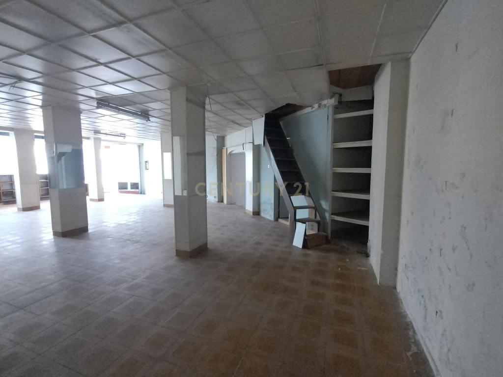 Prédio no Centro de Sacavém : Oportunidade de Investimento - Image 29