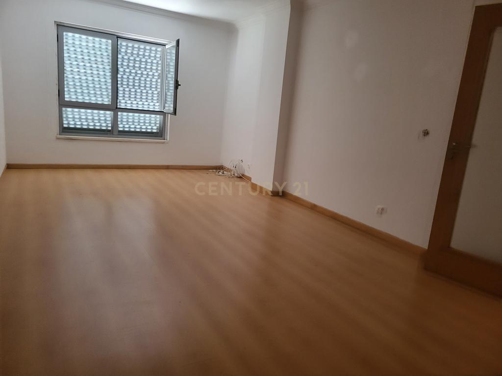 Apartamento T1 Vila Franca de Xira  - Image 16