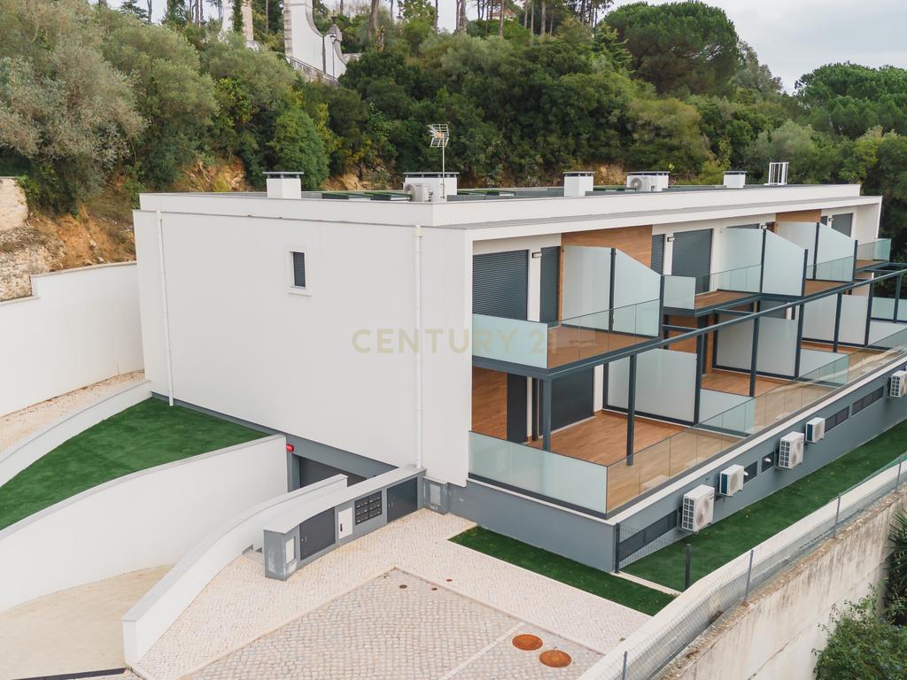 Moradia T3 de excelência no centro de Leiria - Image 19