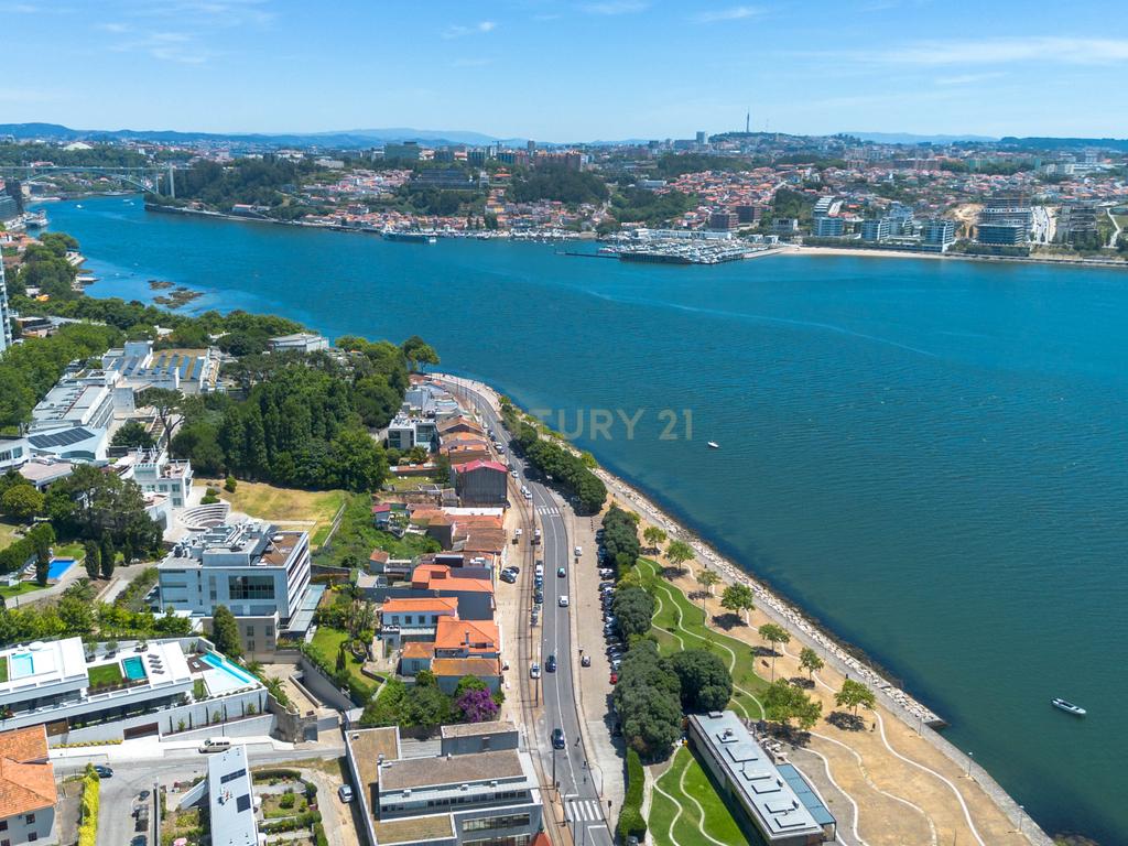 Apartamento Renovado T0, Foz do Douro - Image 13