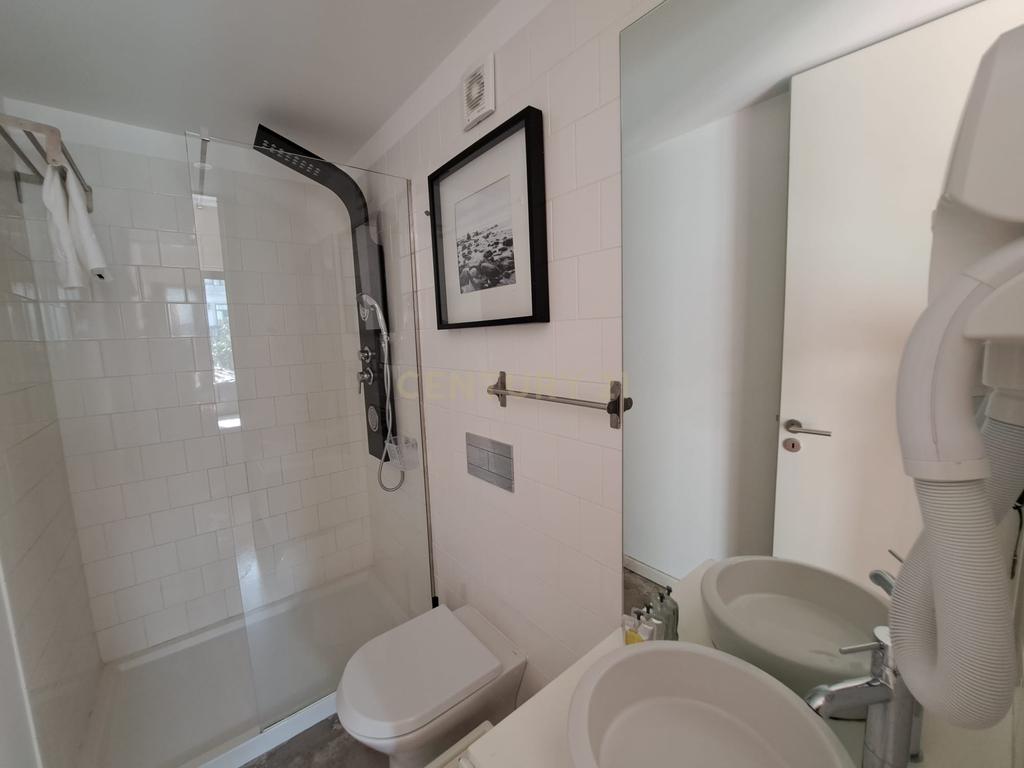 Apartamento T2 + T1 com terraço - Rua Formosa - OTIMO INVESTIMENTO - Image 30