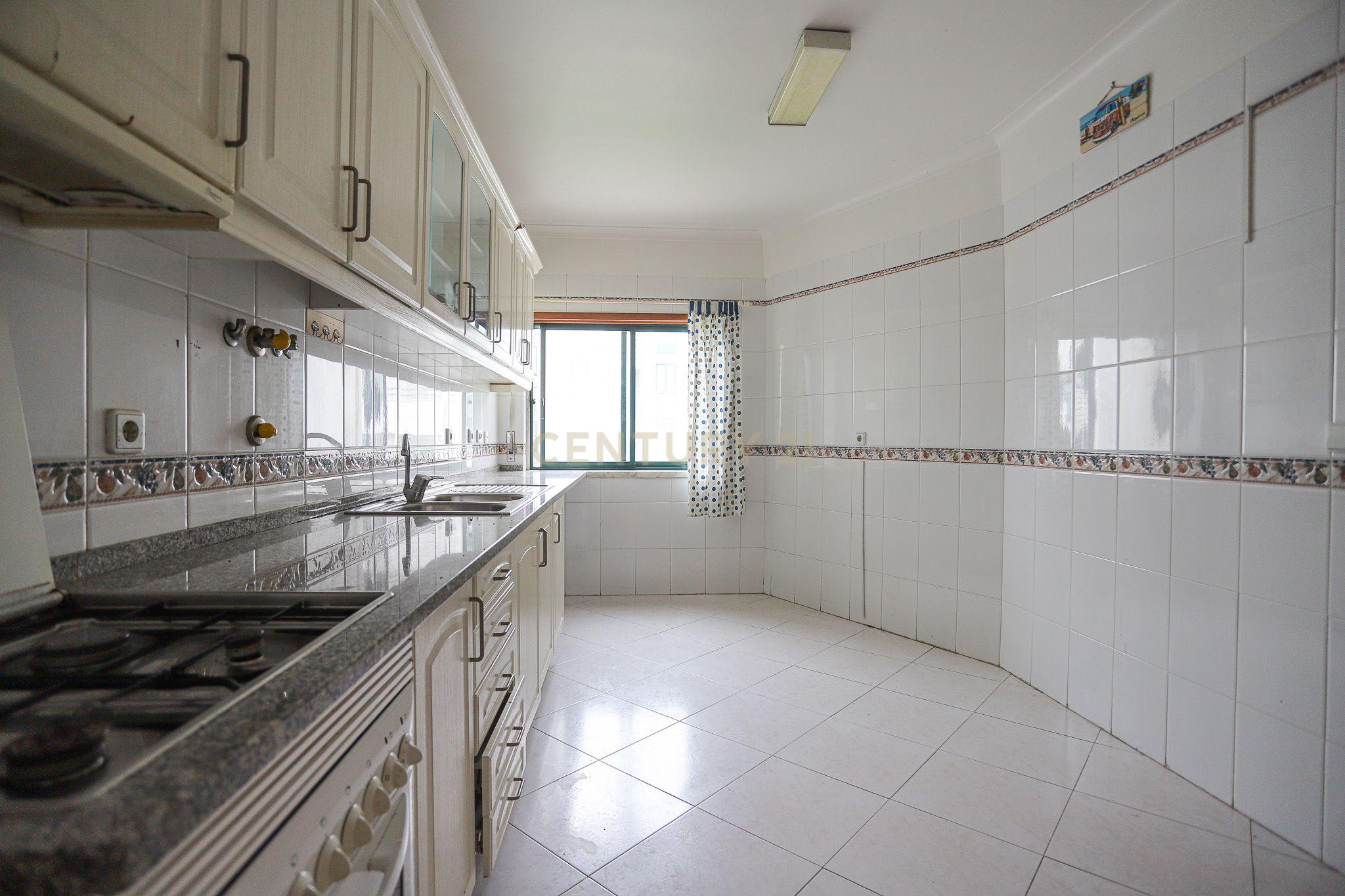 Apartamento T2 em Alenquer