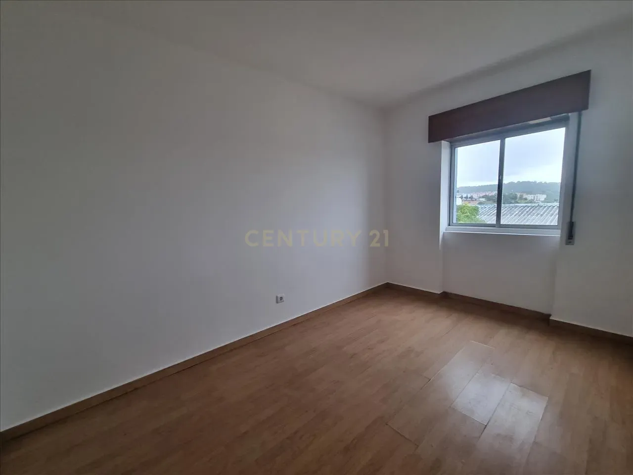 Apartamento T3 Rua Liberdade, Outurela, Carnaxide (Oeiras) - Image 7