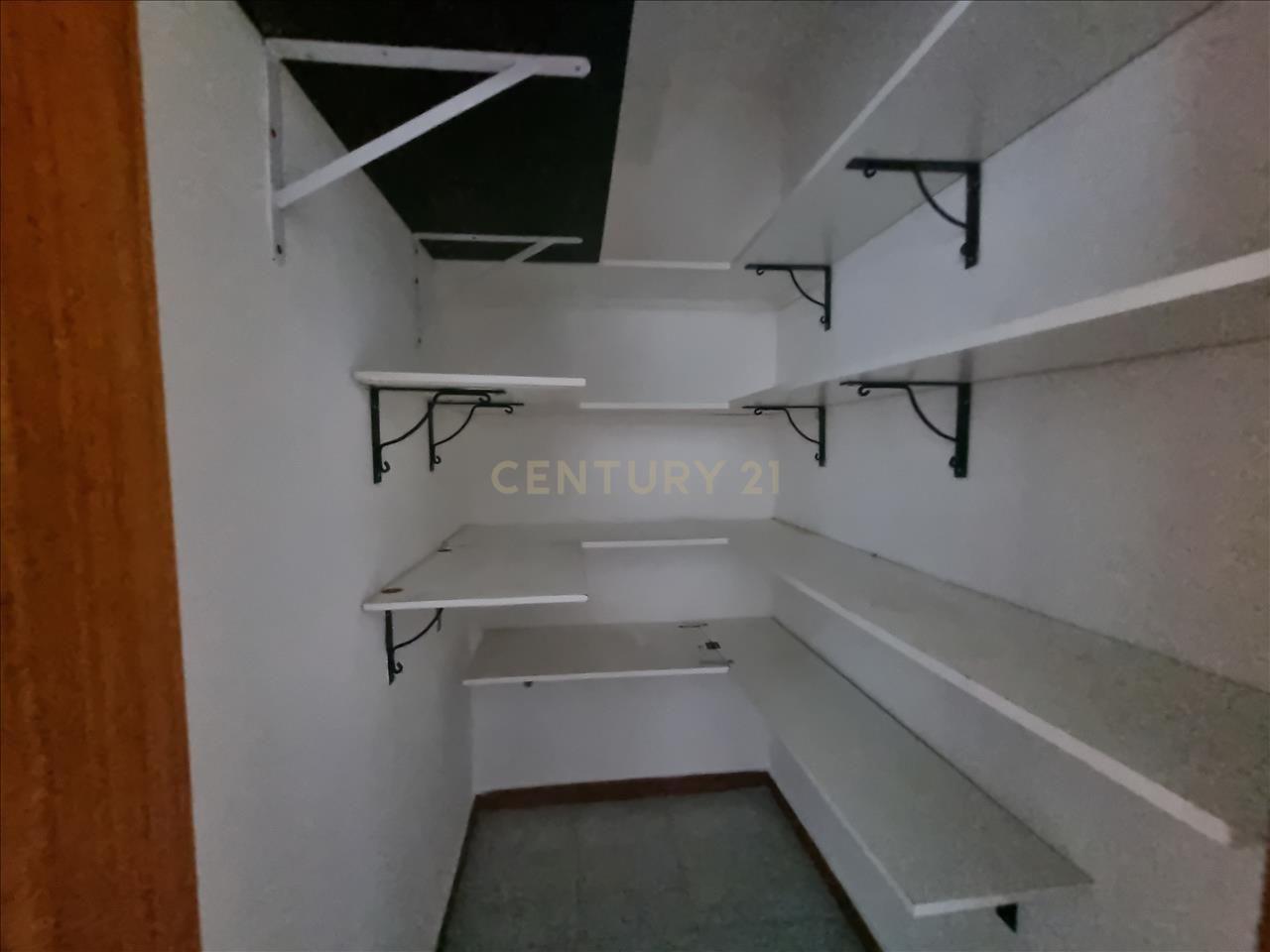 Apartamento T3 Rua Liberdade, Outurela, Carnaxide (Oeiras) - Image 17