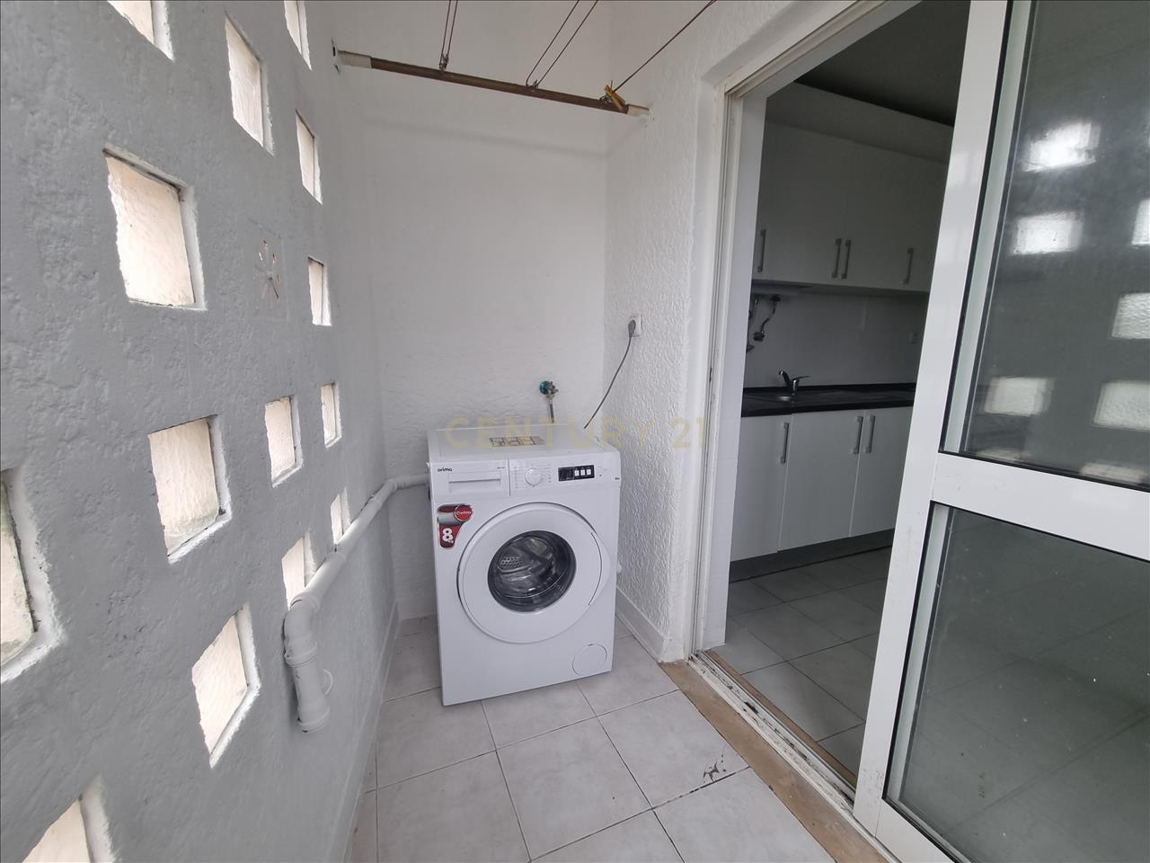 Apartamento T3 Rua Liberdade, Outurela, Carnaxide (Oeiras) - Image 15