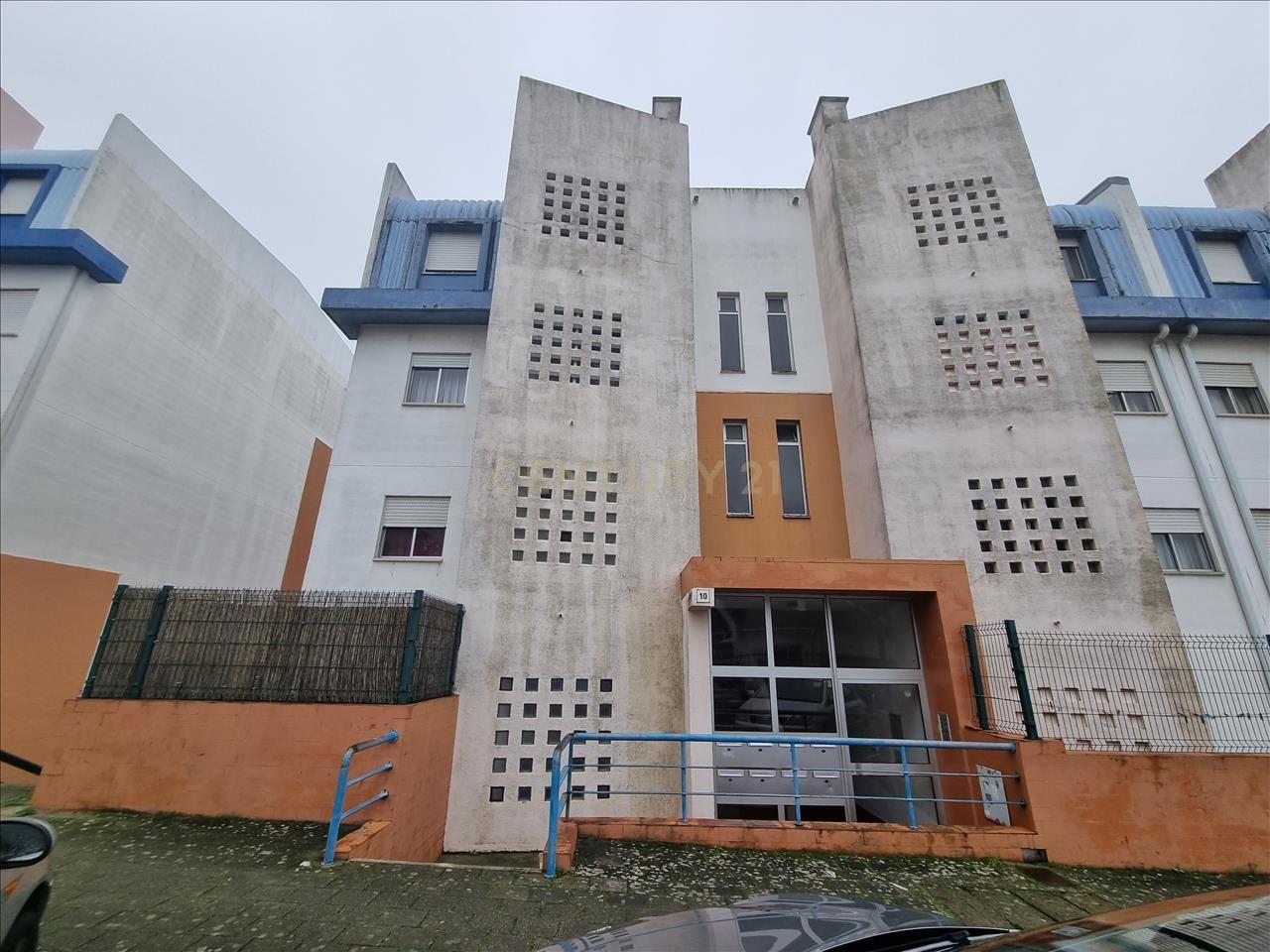 Apartamento T3 Rua Liberdade, Outurela, Carnaxide (Oeiras) - Image 1