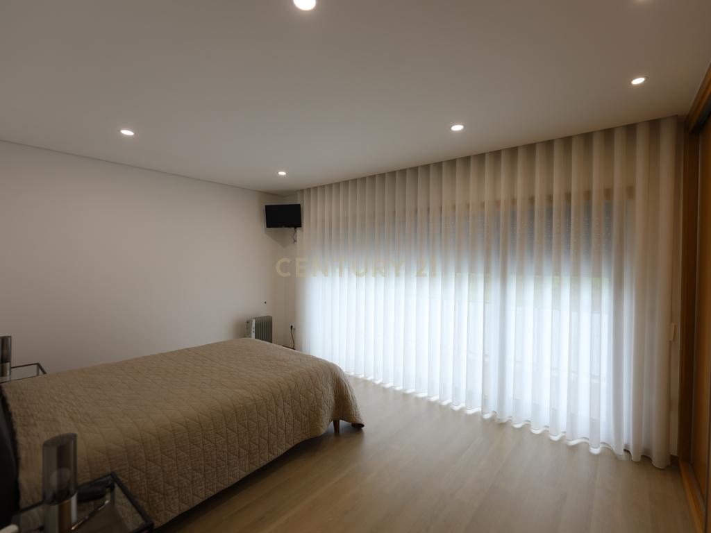 Moradia isolada em Abraveses, Viseu - Image 9