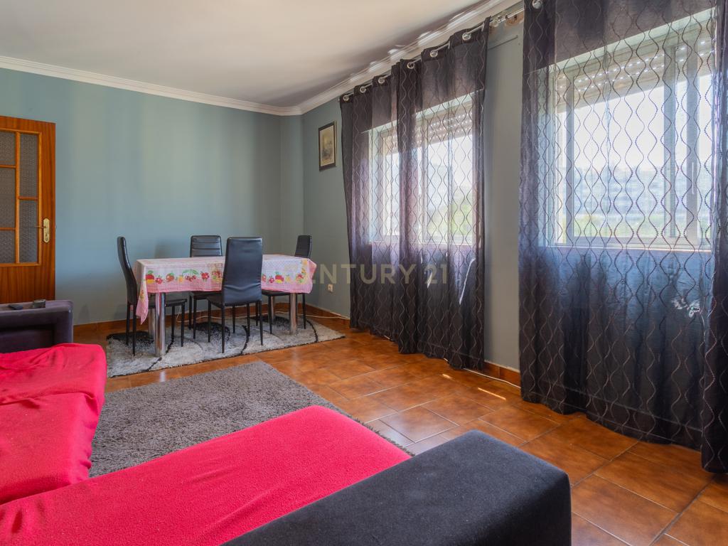 Apartamento T3 no Feijó - Image 10