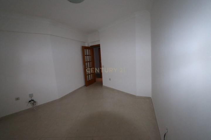 Apartamento T3 c/suite em Alhos Vedros - Image 5
