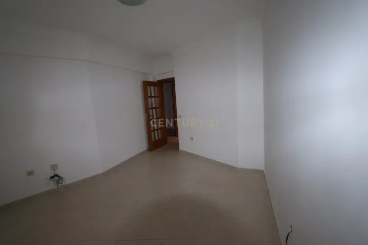 Apartamento T3 c/suite em Alhos Vedros - Image 5