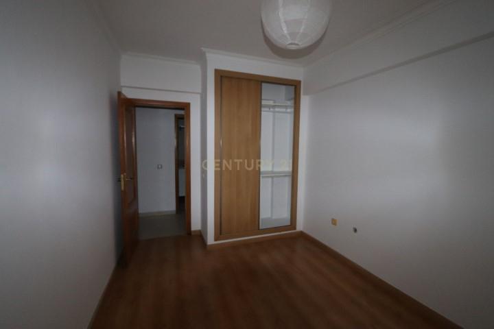 Apartamento T3 c/suite em Alhos Vedros - Image 9