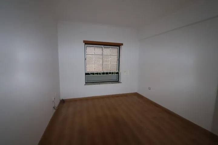 Apartamento T3 c/suite em Alhos Vedros - Image 10