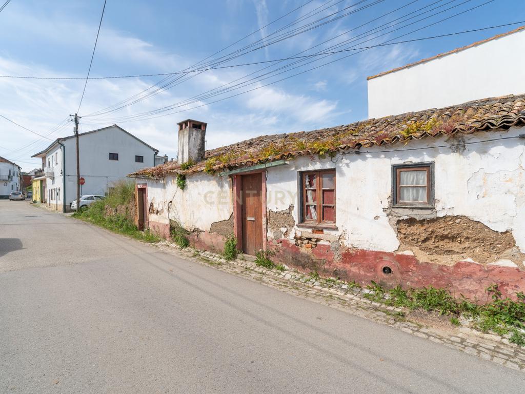 Moradia e terreno para construção – S. Martinho do Bispo – Coimbra - Image 2