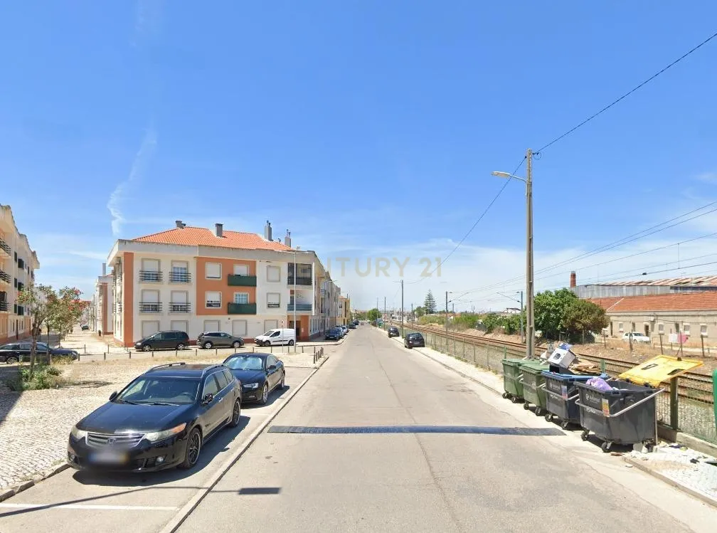 Apartamento T3 c/suite em Alhos Vedros - Image 3