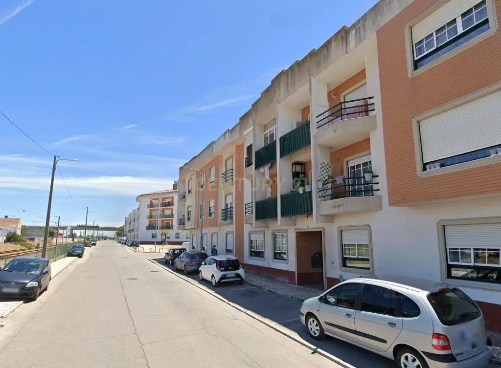 Apartamento T3 c/suite em Alhos Vedros - Image 2