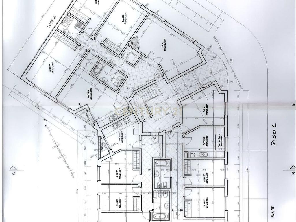 Apartamento T3 c/suite em Alhos Vedros - Image 14