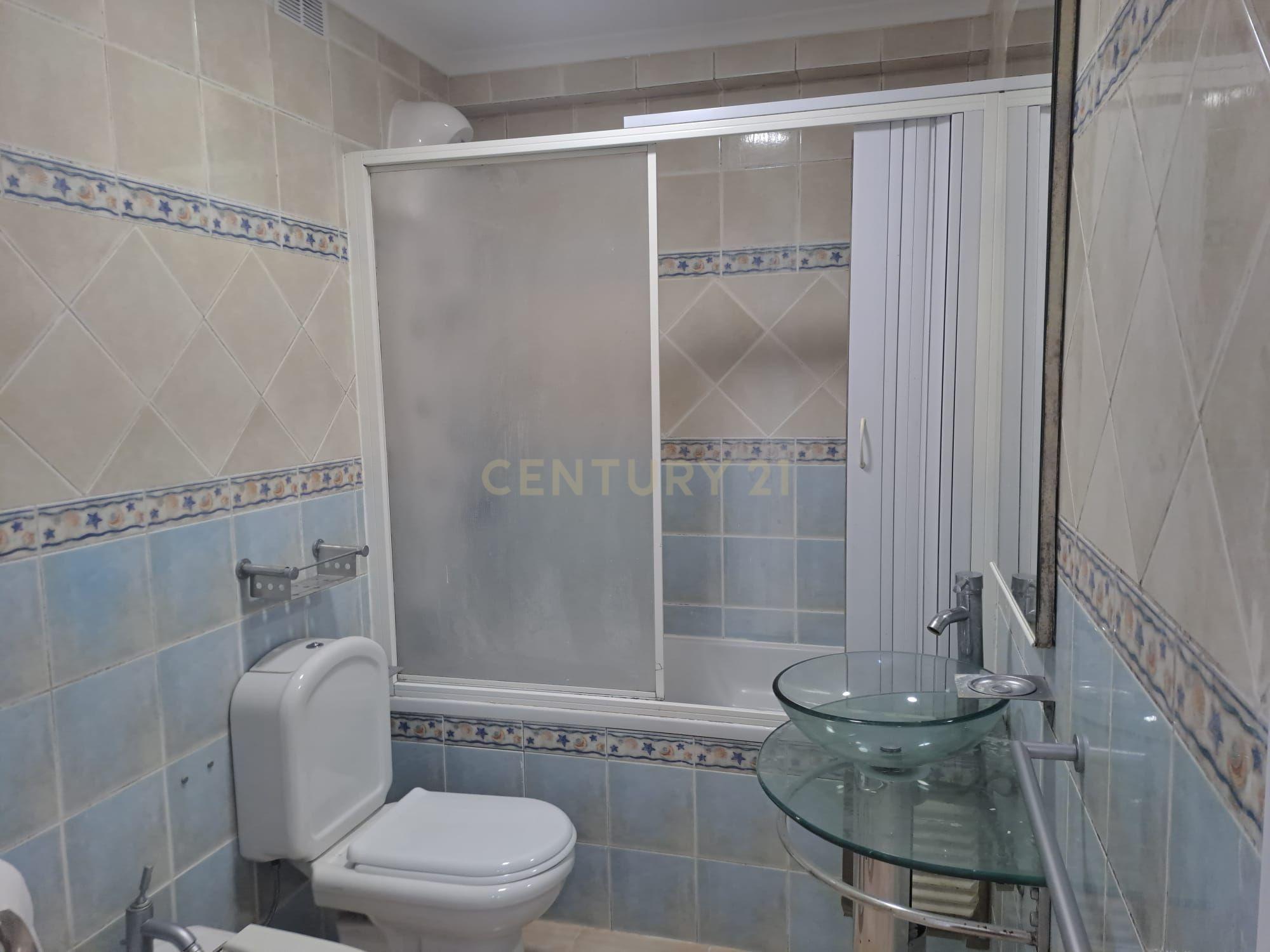 Fotografia 9 de Apartamento T2 - Tapada das Merçês