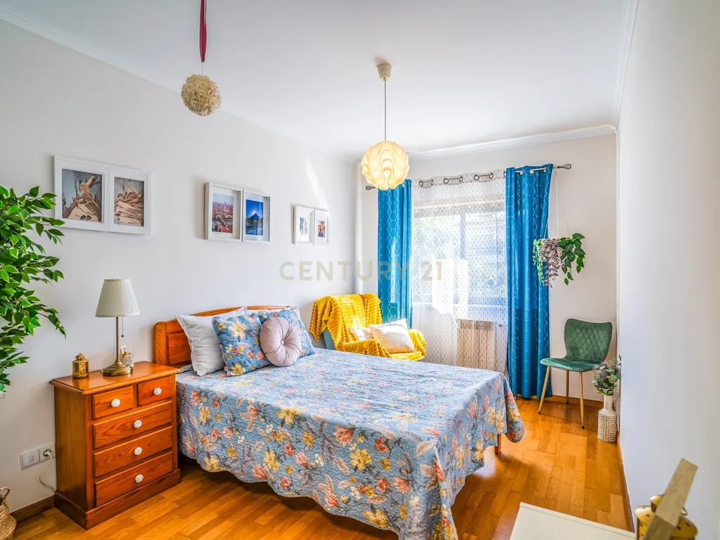 Apartamento T3 com elevador e garagem fechada em Cidade Nova, Caldas da Rainha! - Image 17