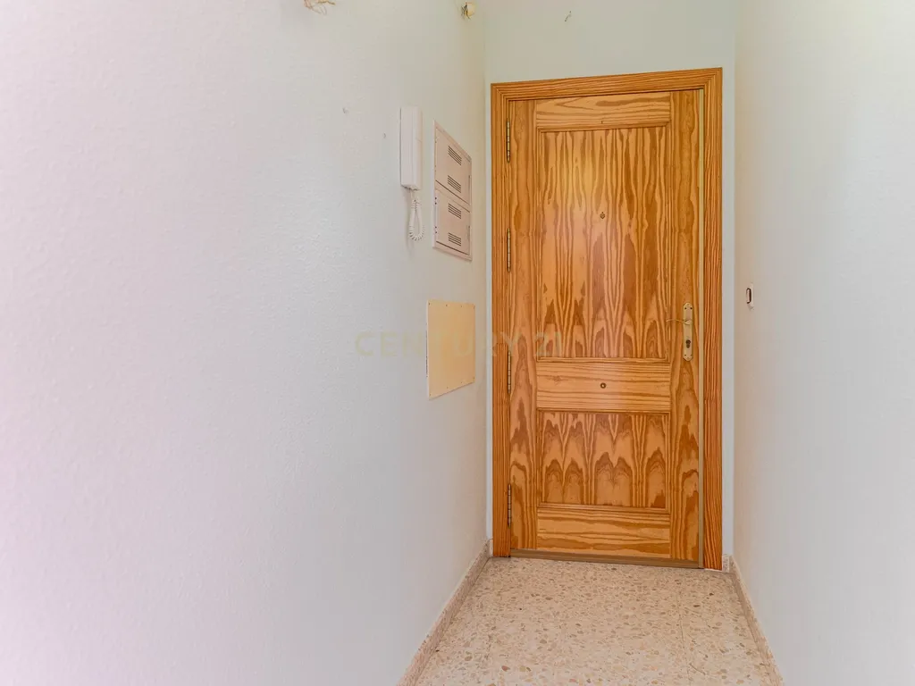 Apartamento T4 com Vista Panorâmica em Pulianas, Granada - Image 12