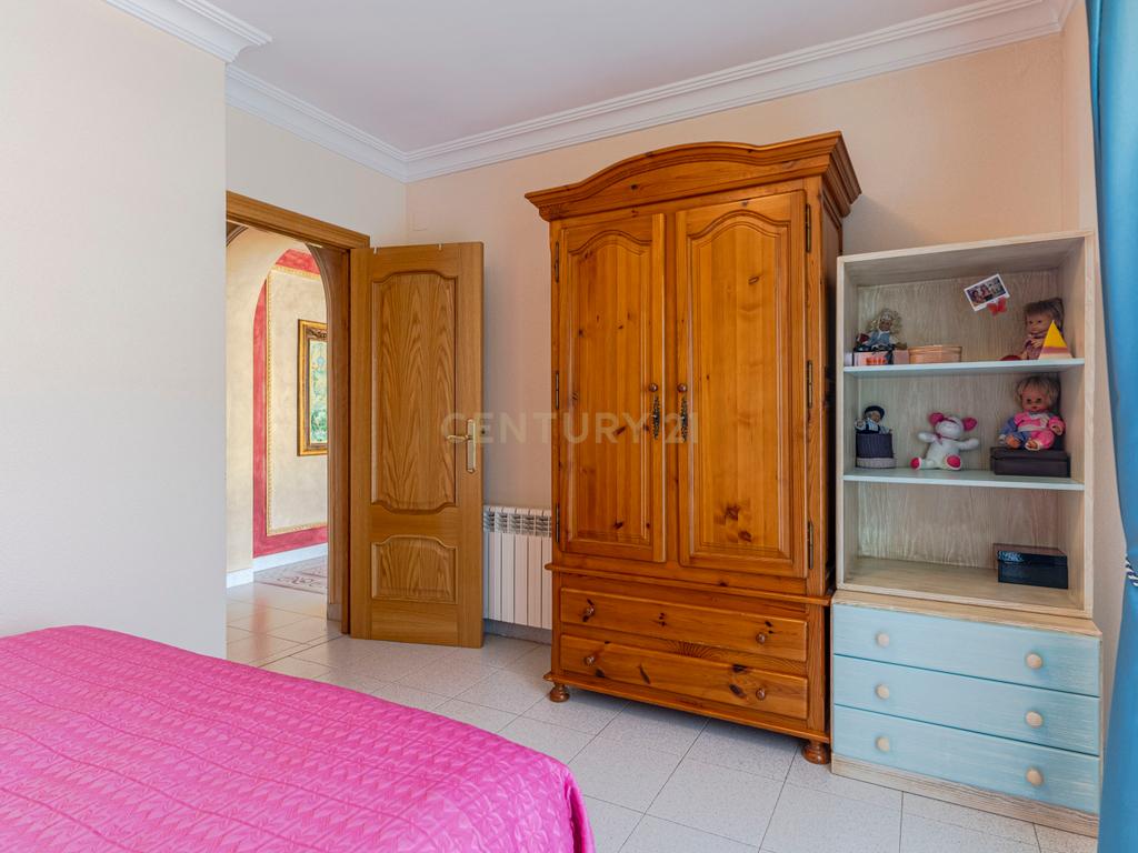 undefined - Image 37