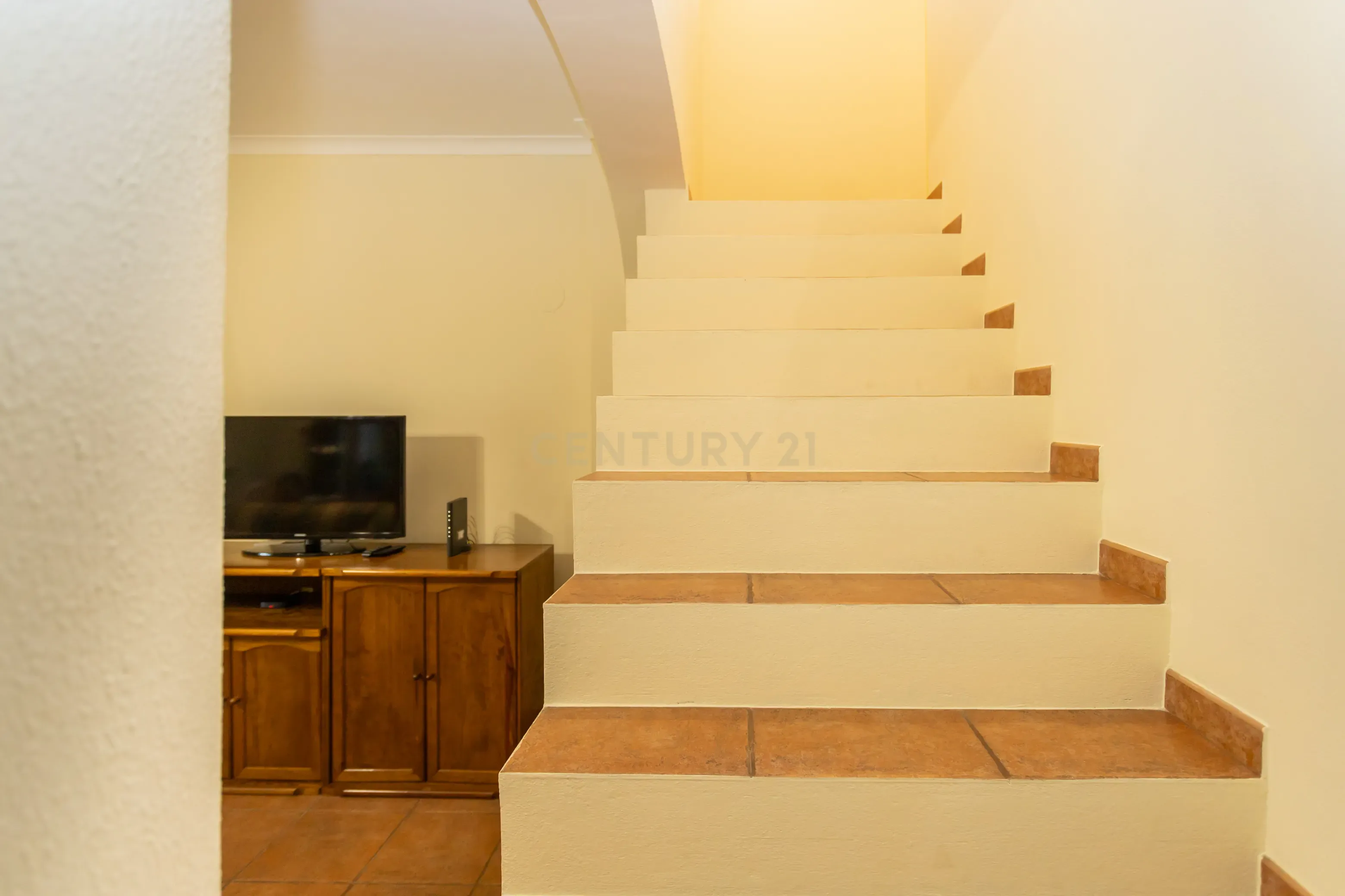 Moradia T4 Isolada em Fernão Ferro (Redondos). - Image 35