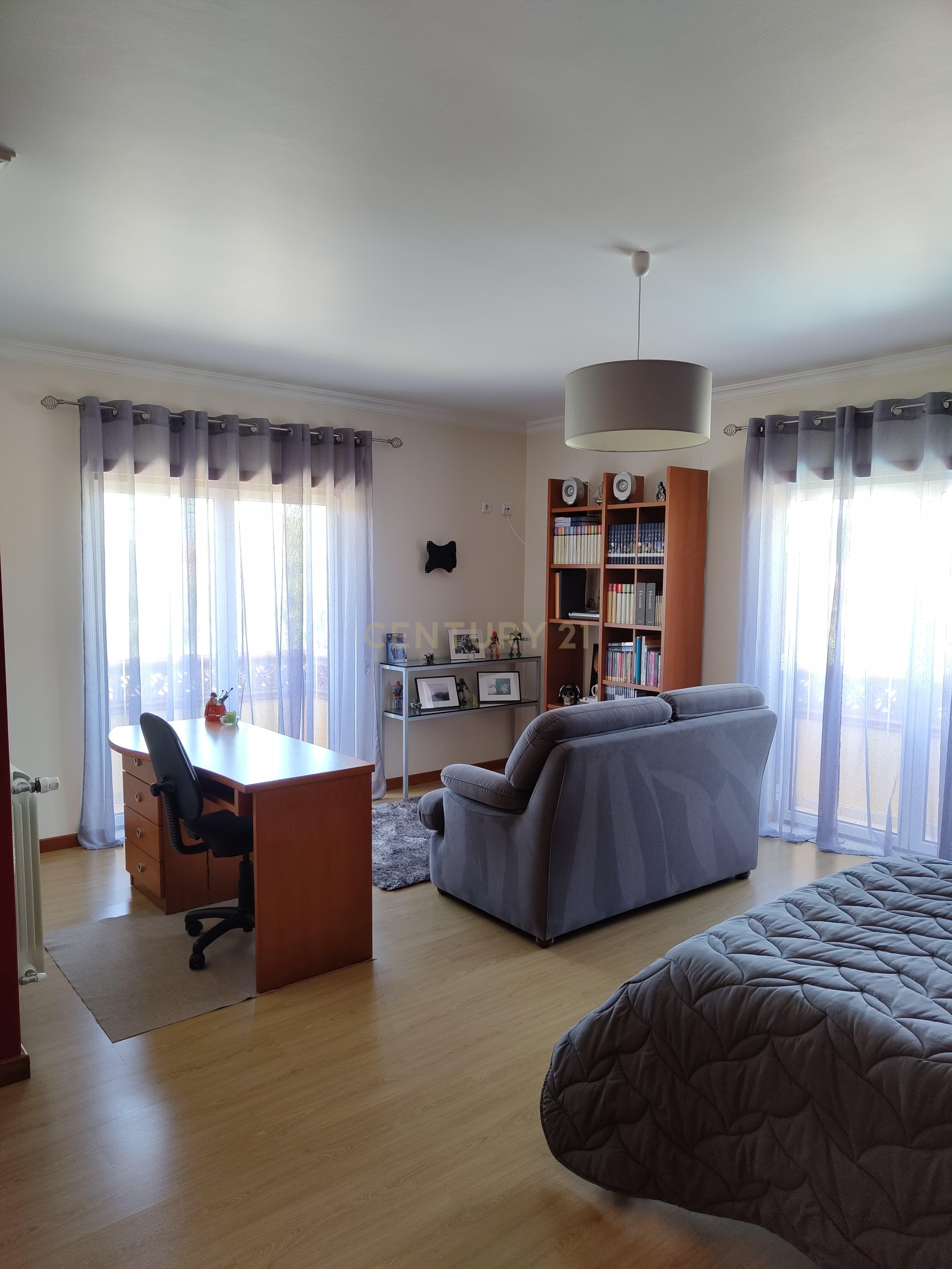 Moradia T4 com piscina em Gaeiras, Marinha Grande. - Image 30