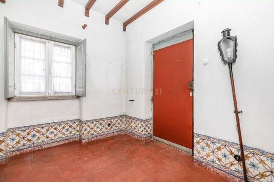 Moradia Cinquentenária em Abrantes com vista Rio Tejo - Image 33