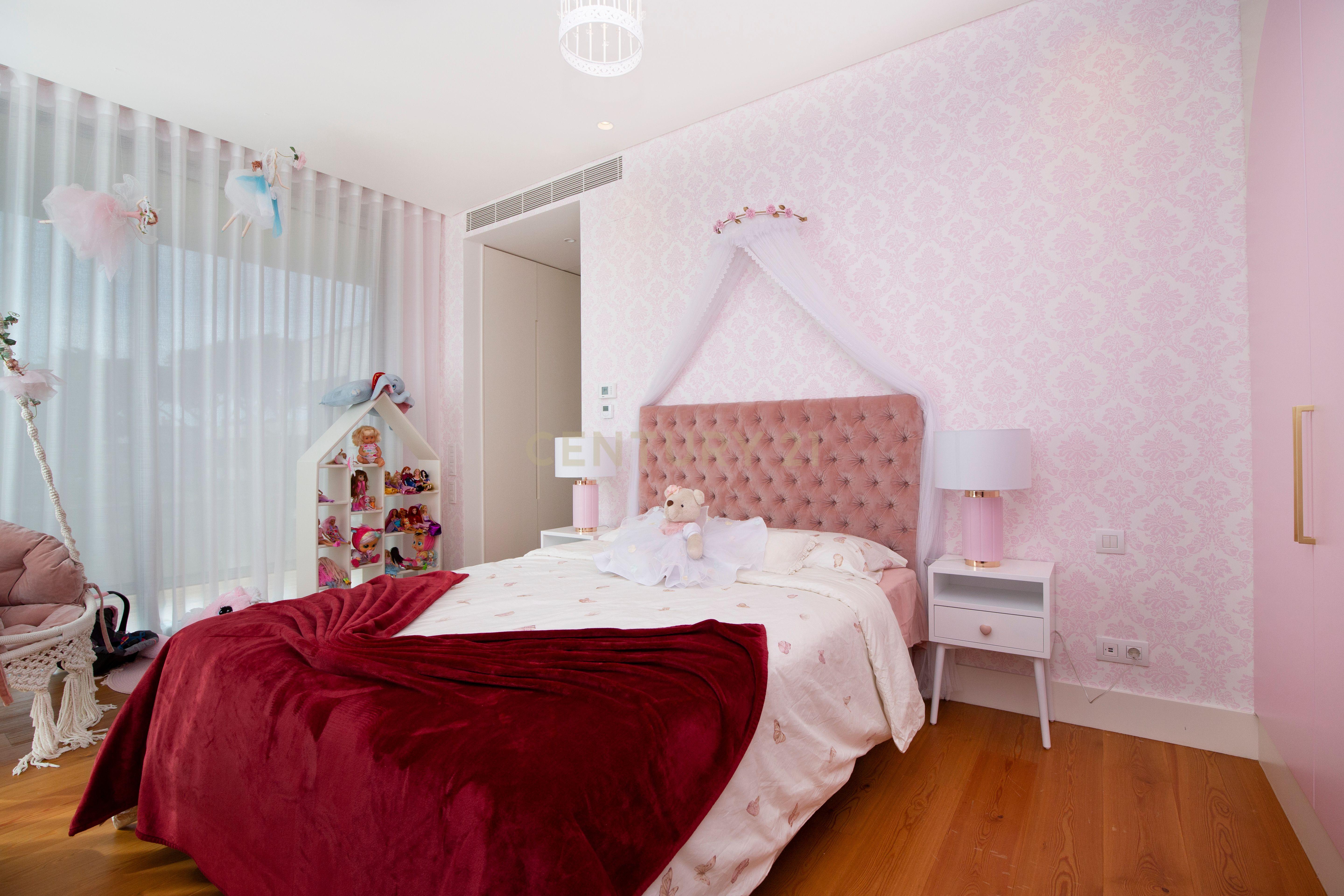 Moradia T5 no Bloom Marinha - Image 18