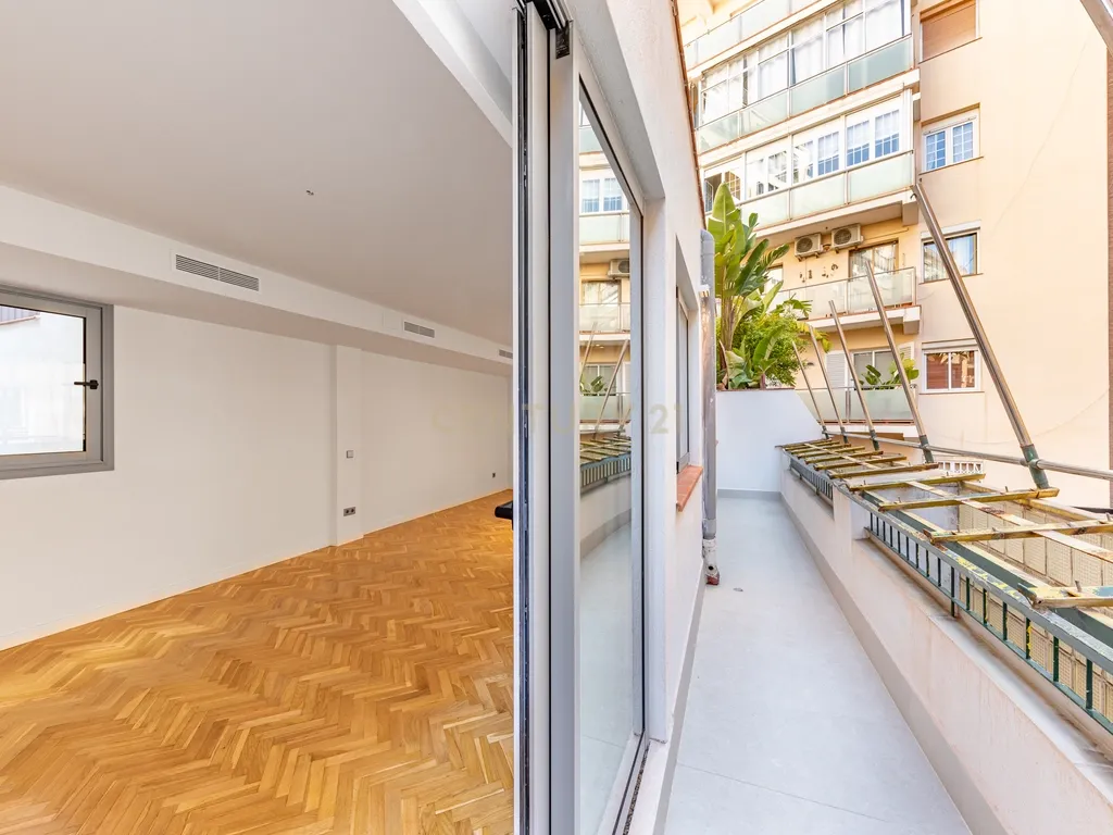 Espetacular apartamento renovado de 220 m² com 4 quartos - Image 35
