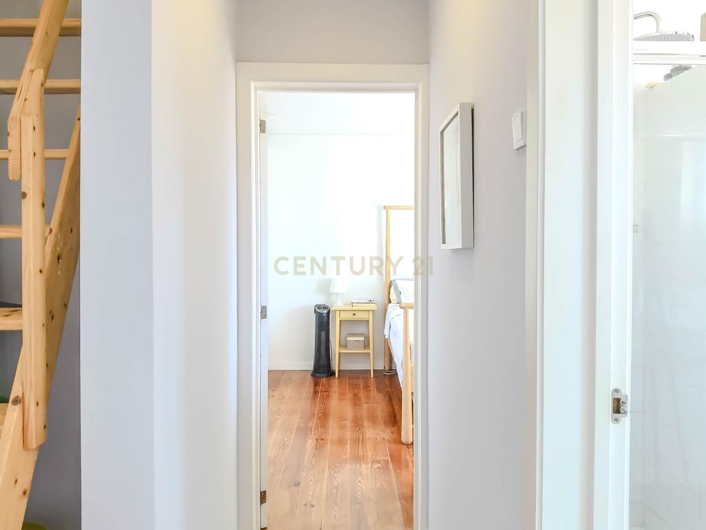 APARTAMENTO T2 COM  LOGRADOURO – CENTRO DE MATOSINHOS  - Image 10