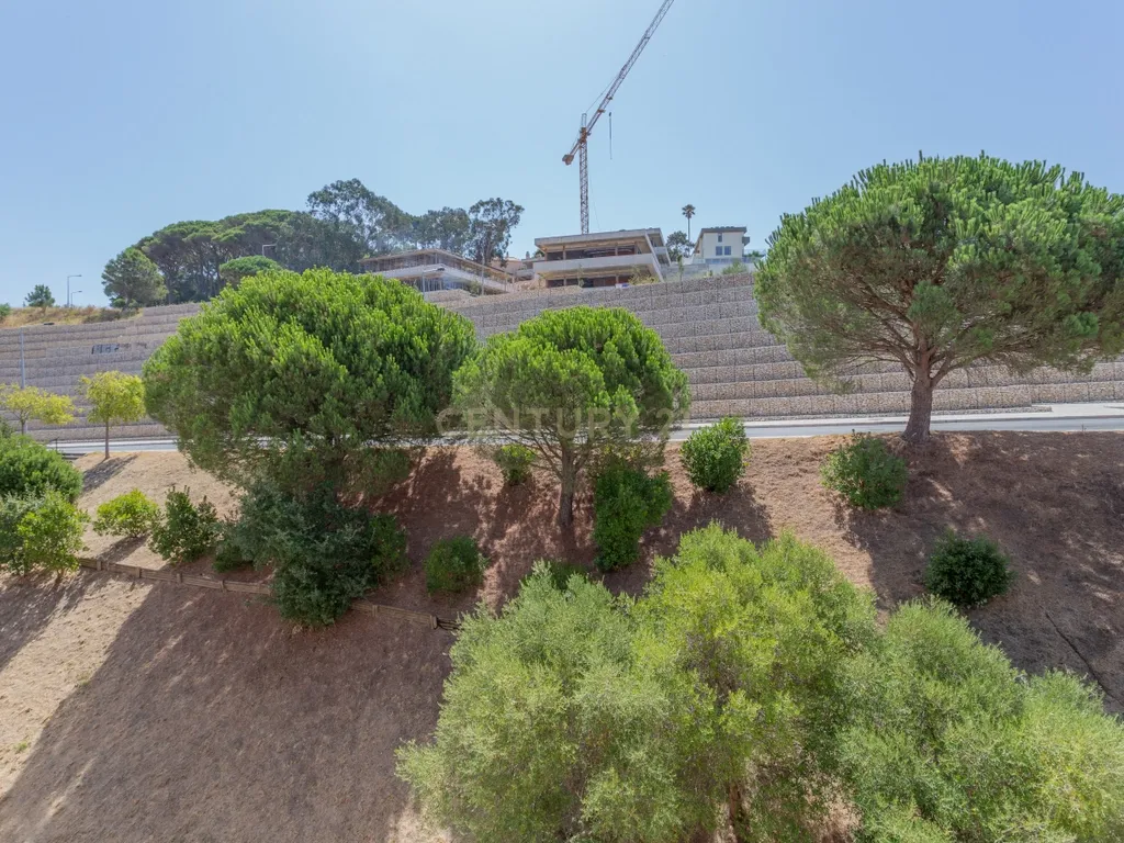 Luxuoso apartamento no Monte Estoril, Cascais com Vista Panorâmica e Acessos - Image 40