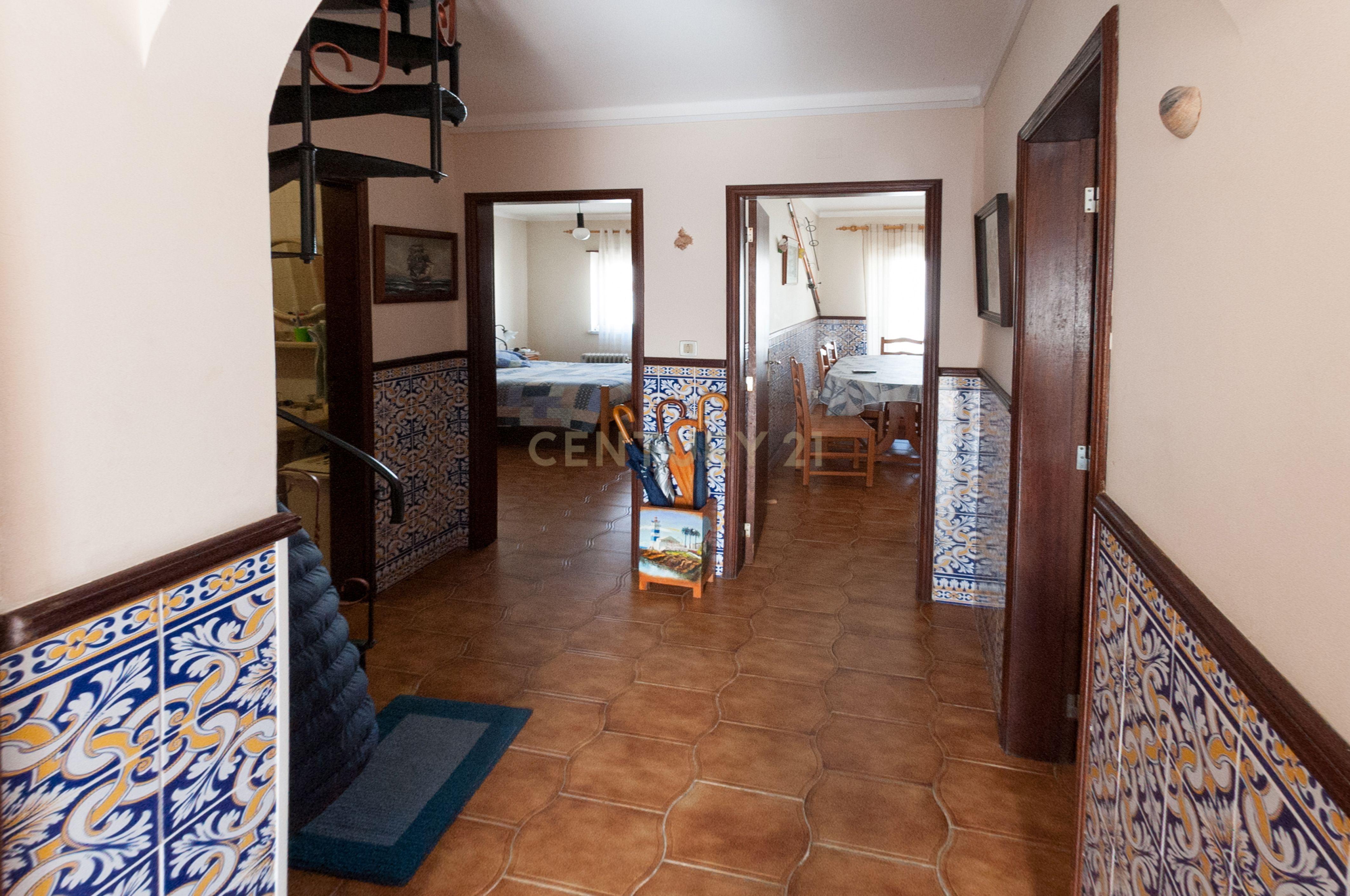 Apartamento T3 em Peniche, Atouguia da Baleia, perto da praia e com boa exposição solar - Image 18